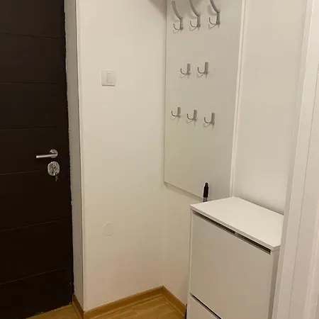 Bruno Place アパート