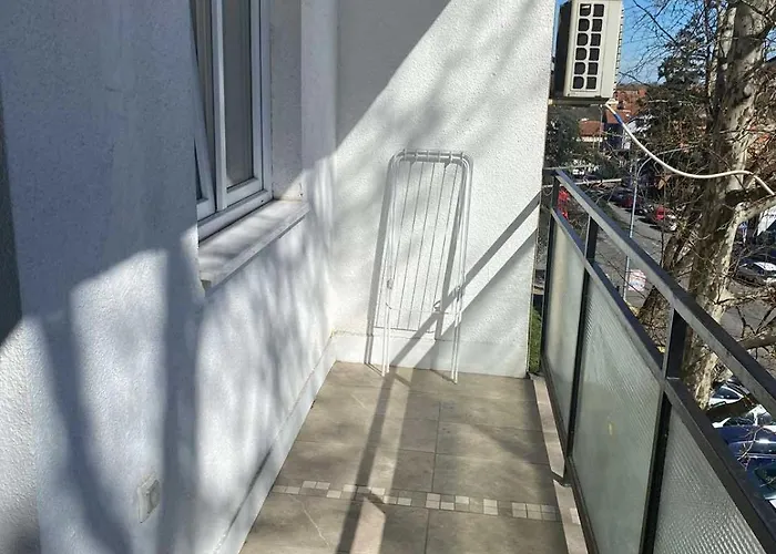 Bruno Place 아파트